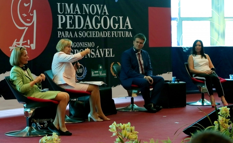 II Международный конгресс «Новая педагогика для общества будущего» прошел в Бразилии